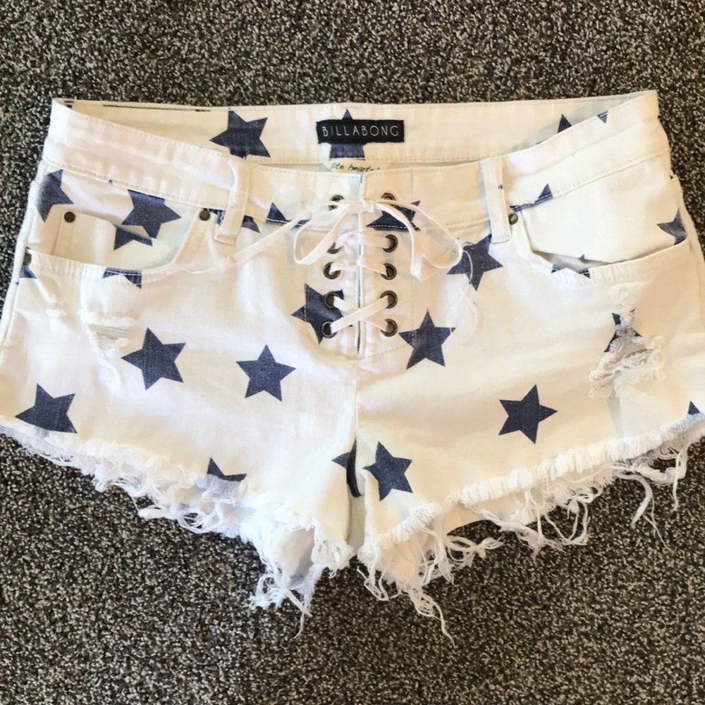 Billabong stars shorts